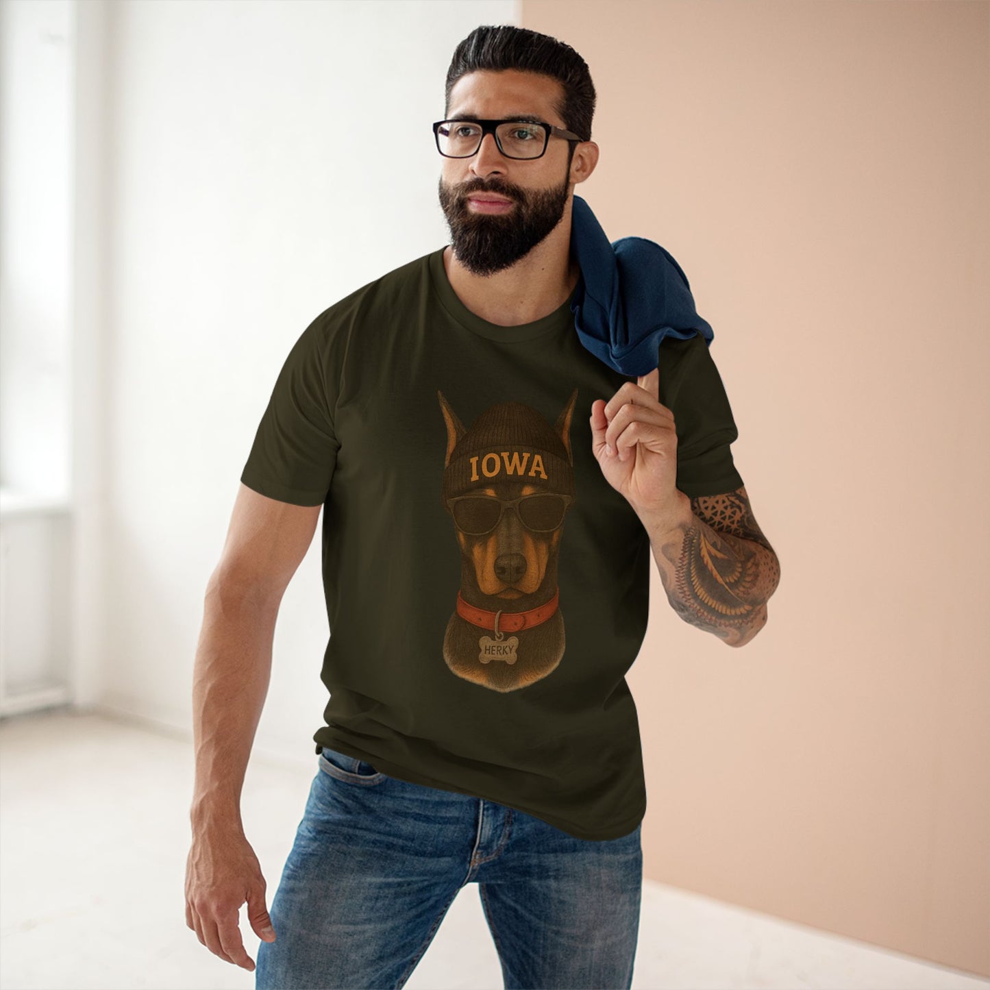 Iowa Dog Graphic Tee | Fun Pet Lover's Shirt, Dog Lover Gift, Casual Wear, Unique Graphic T-shirt